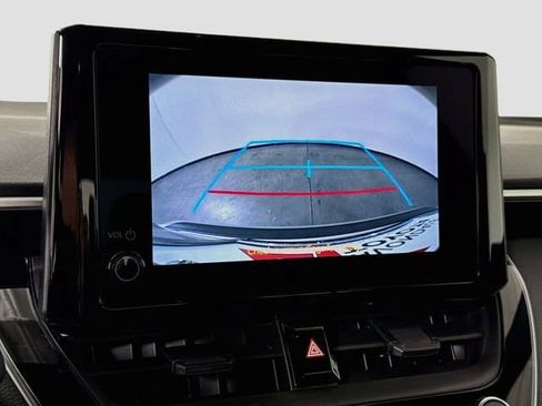 Certified 2026 Toyota Corolla SE w/ Carpet Mat Package (TMS) FWD image 15