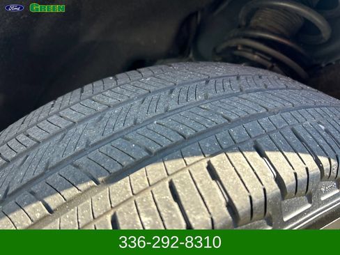 Used 2023 Ford Explorer XLT w/ Equipment Group 202A AWD/4WD image 30