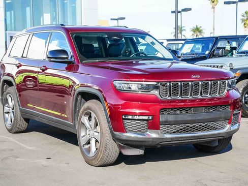 Used 2021 Jeep Grand Cherokee L Limited RWD image 3