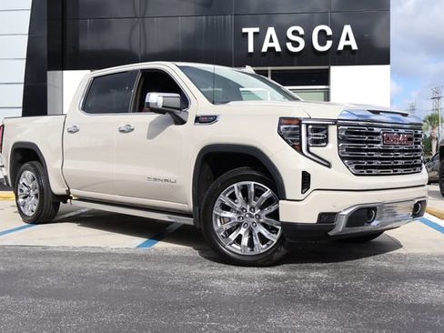 New 2026 GMC Sierra 1500 Denali w/ Denali Reserve Package AWD/4WD image 1