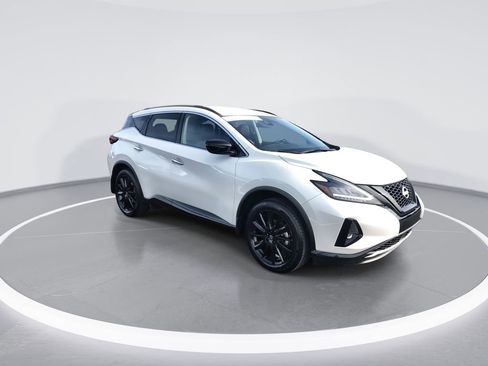 Used 2024 Nissan Murano SV w/ SV Midnight Edition Package image 2