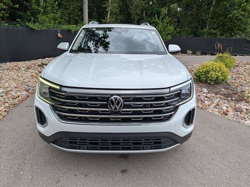 Certified 2024 Volkswagen Atlas SEL AWD/4WD image 8