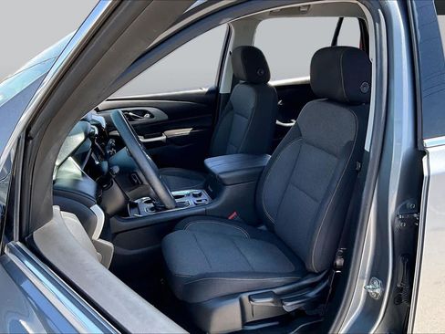 Used 2020 Chevrolet Traverse LS w/ LPO, Floor Liner Package FWD image 8