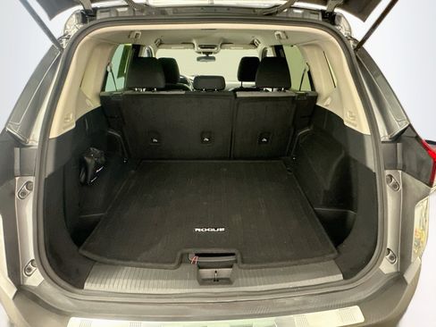 Used 2023 Nissan Rogue SV AWD/4WD image 29