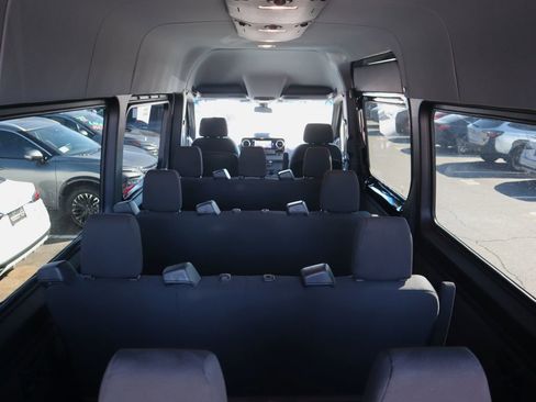 Used 2025 Mercedes-Benz Sprinter 2500 image 11