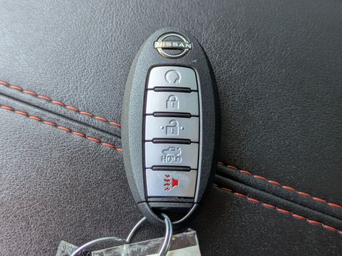 Certified 2025 Nissan Altima 2.5 SR FWD image 31