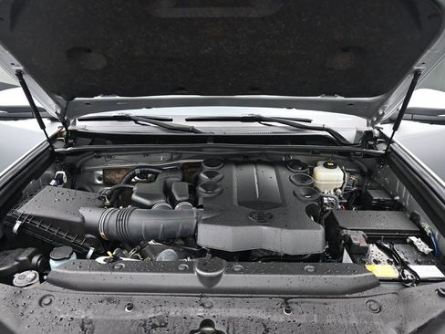 Used 2022 Toyota 4Runner Limited image 27