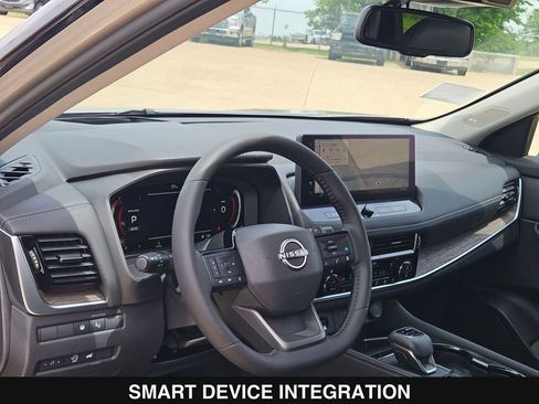 New 2026 Nissan Rogue Platinum AWD/4WD image 13