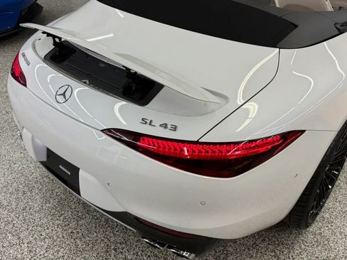 Used 2023 Mercedes-Benz SL 43 AMG image 17