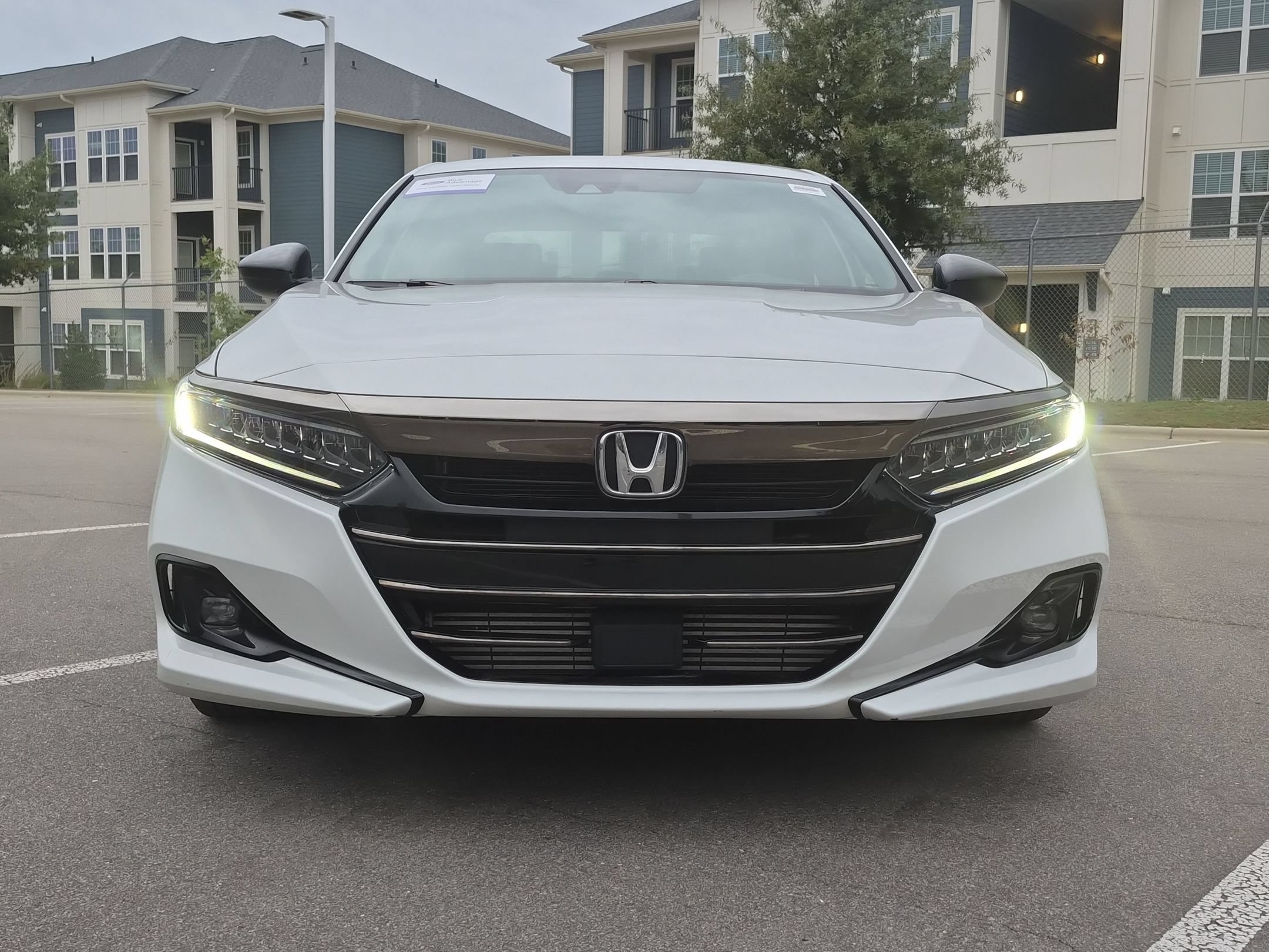 Used 2022 Honda Accord Sport image 9