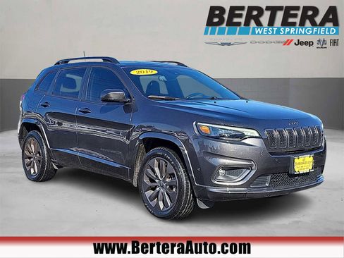 Used 2019 Jeep Cherokee High Altitude image 1