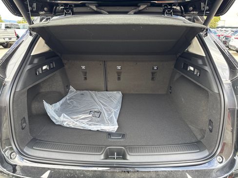 New 2026 Buick Envision Sport Touring image 9