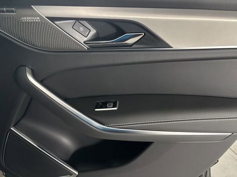 Used 2026 Jaguar F-PACE R-Dynamic S image 36