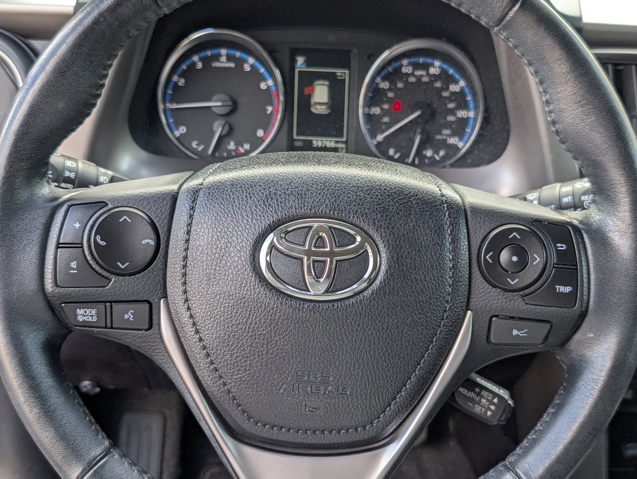 Used 2017 Toyota RAV4 Platinum FWD image 18