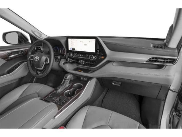 New 2026 Toyota Highlander Platinum AWD/4WD image 18