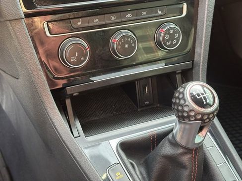 Used 2018 Volkswagen GTI S image 10