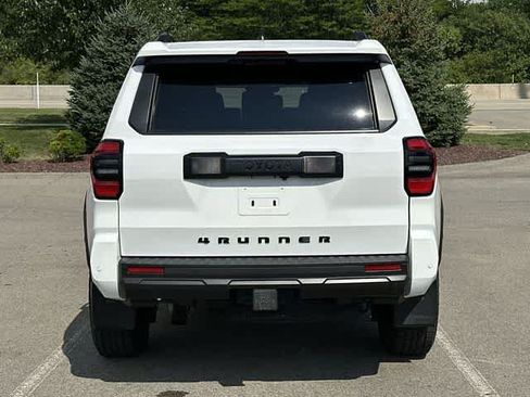 Used 2025 Toyota 4Runner TRD Off-Road AWD/4WD image 4