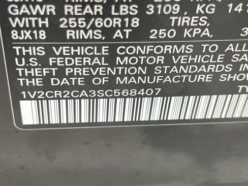 Used 2025 Volkswagen Atlas Peak Edition SE AWD/4WD image 12