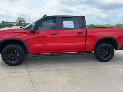 Used 2024 Chevrolet Silverado 1500 ZR2 w/ ZR2 Bison Edition AWD/4WD image 4
