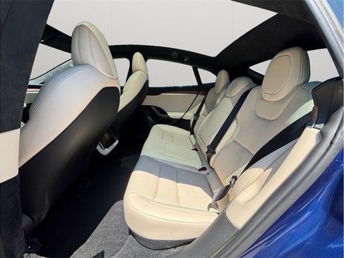Used 2022 Tesla Model S Standard Range AWD/4WD image 35