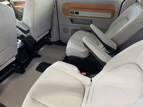 New 2025 Volkswagen ID. Buzz 1st Edition image 20