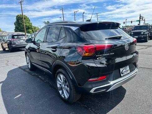 Used 2023 Buick Encore GX Essence w/ Advanced Technology Package FWD image 6