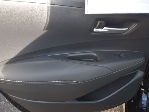 Used 2025 Toyota Corolla XLE image 19