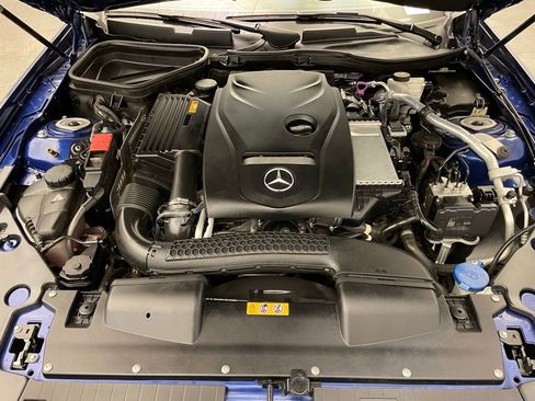 Used 2019 Mercedes-Benz SLC 300 image 25