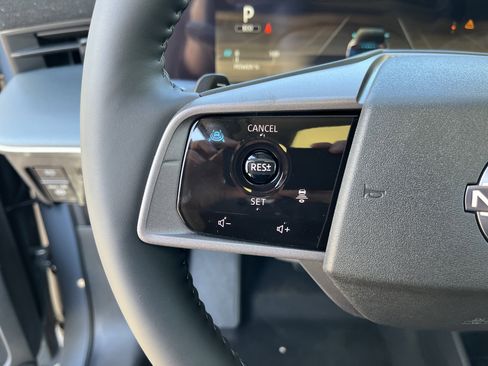 New 2026 Nissan Leaf Platinum+ w/ Cargo Package (Platinum+) image 16