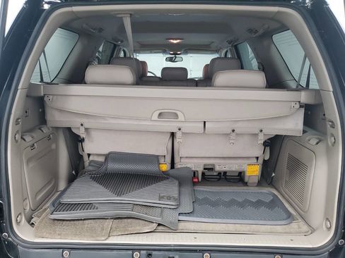 Used 2005 Toyota Sequoia SR5 AWD/4WD image 14