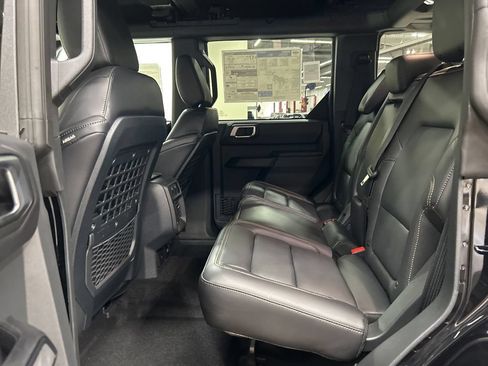 New 2026 Ford Bronco Badlands AWD/4WD image 28