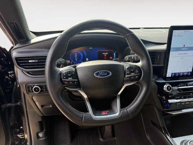 Used 2023 Ford Explorer ST w/ Technology Package AWD/4WD image 13