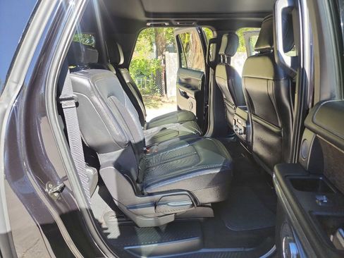 Used 2020 Ford Expedition Max Limited image 43