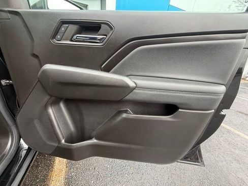 Used 2024 Chevrolet Colorado LT image 19
