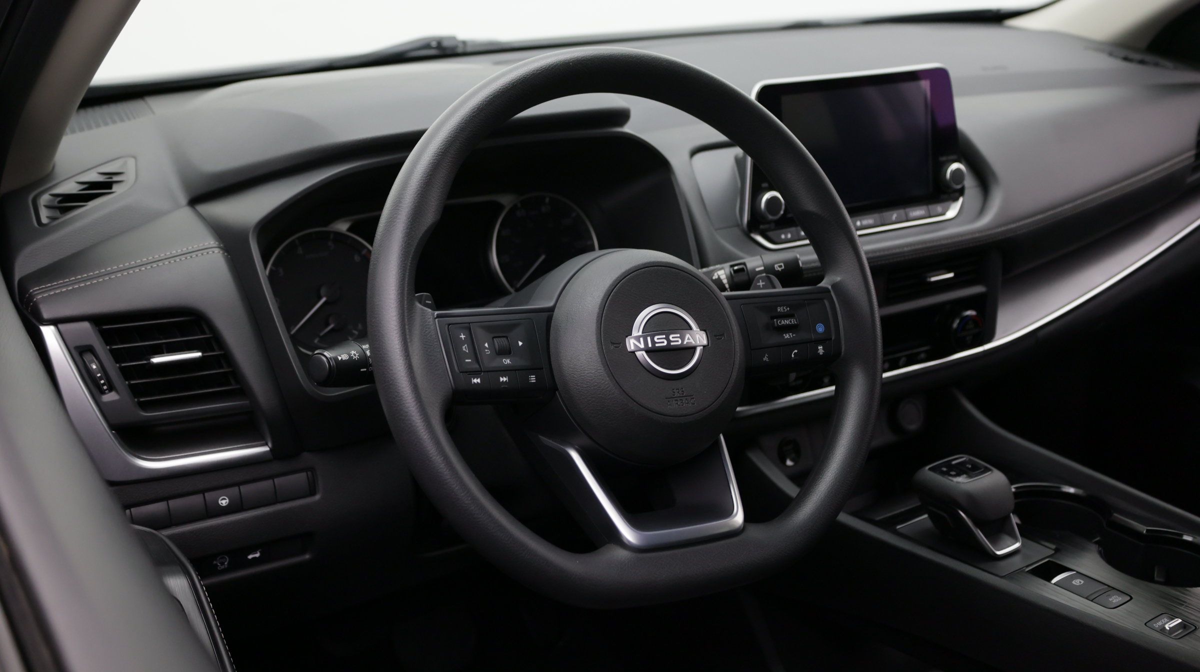 Used 2024 Nissan Rogue SV FWD image 10