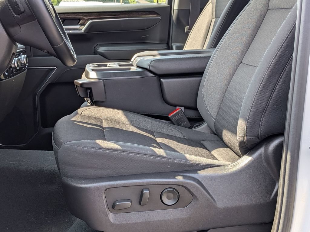 Used 2024 GMC Sierra 1500 Elevation AWD/4WD image 10