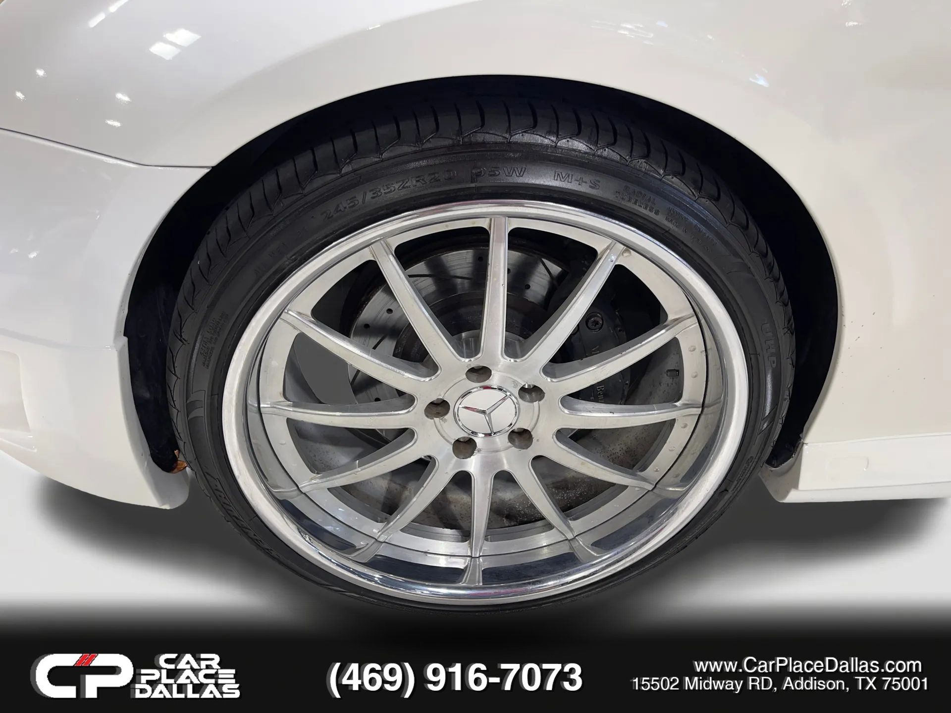 Used 2006 Mercedes-Benz CLS 500 w/ Entertainment Pkg image 41
