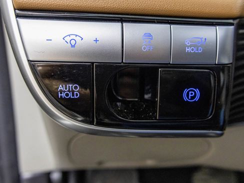 Used 2024 Hyundai Ioniq 5 Limited image 34