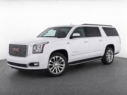 Used 2017 GMC Yukon XL Denali w/ Open Road Package AWD/4WD image 1