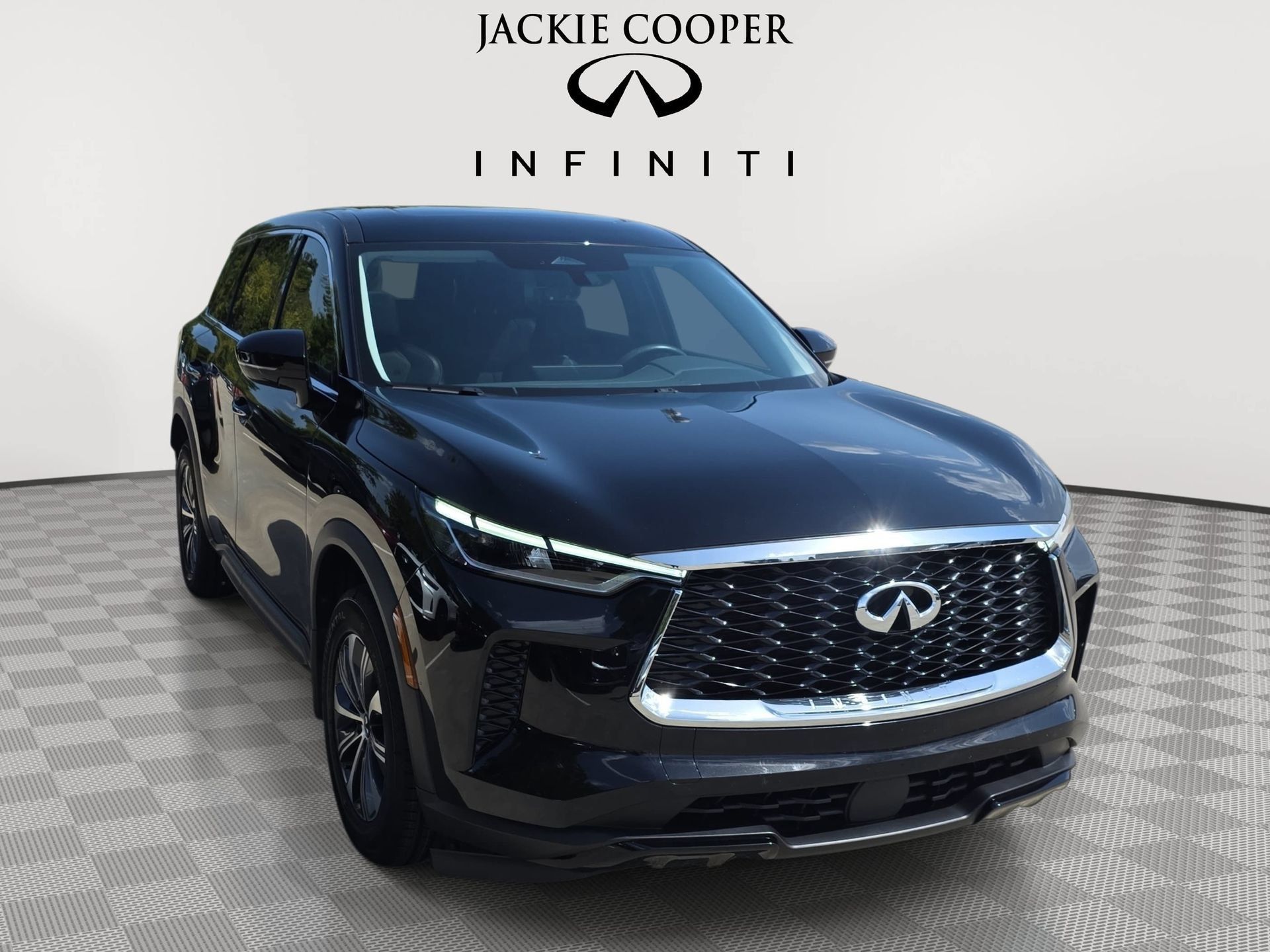 Certified 2023 INFINITI QX60 Pure FWD image 3