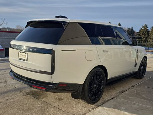Used 2023 Land Rover Range Rover SE image 5