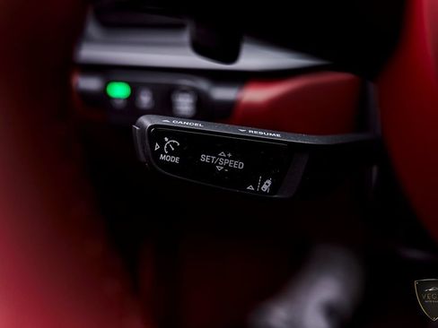 Used 2025 Porsche 911 Carrera RWD image 63