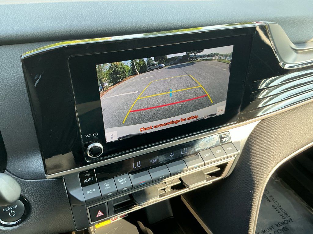Used 2025 Toyota Camry LE FWD image 26