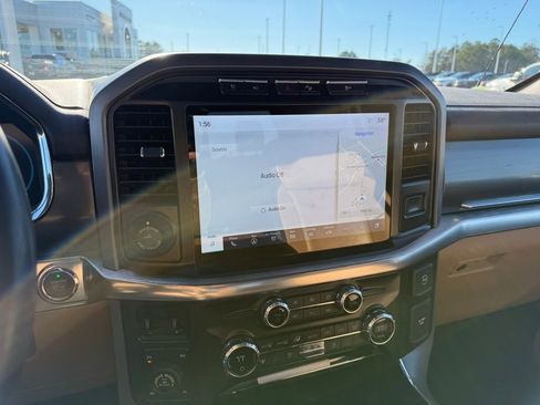 Used 2021 Ford F150 Lariat w/ Equipment Group 502A High image 17