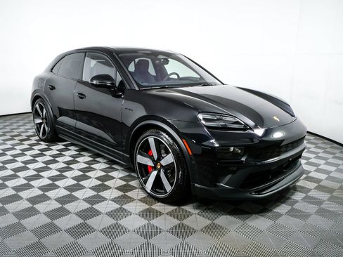 New 2026 Porsche Macan GTS Electric AWD/4WD image 29