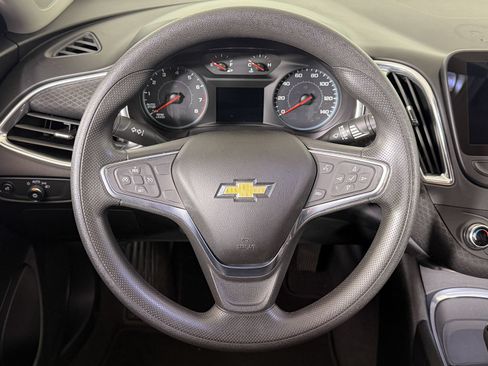 Used 2020 Chevrolet Malibu LT FWD image 10