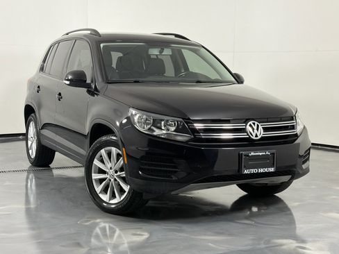 Used 2017 Volkswagen Tiguan S FWD image 2