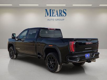 Used 2025 GMC Sierra 2500 AT4 w/ AT4 Premium Plus Package
