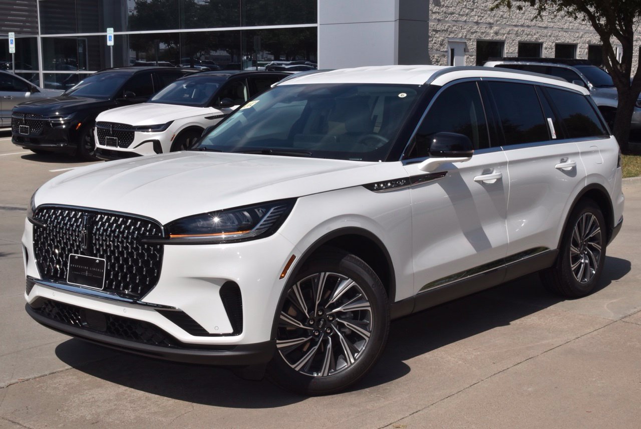 New 2026 Lincoln Aviator 2WD image 12