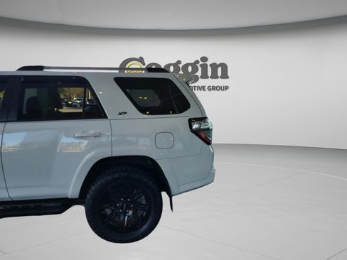 Used 2024 Toyota 4Runner SR5 Premium w/ Moonroof Package image 9